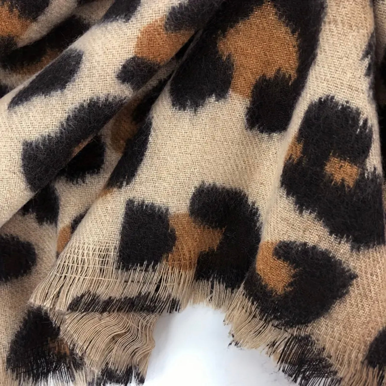 Leopard-Style-Scarf