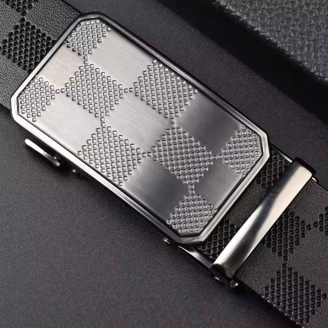 Titan-Heritage-Belt