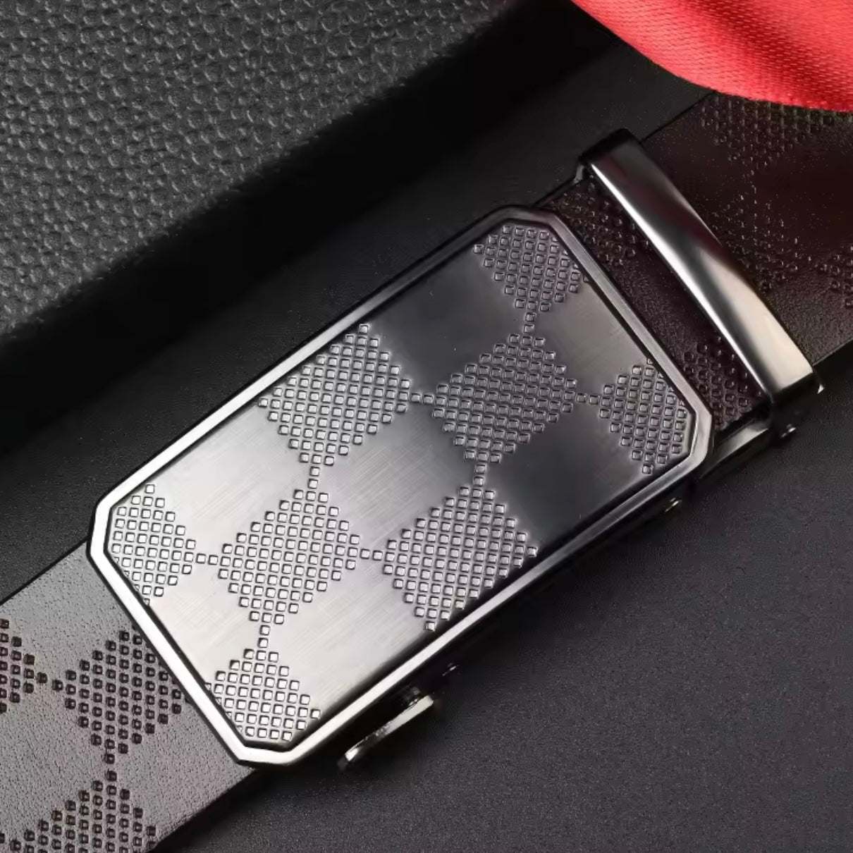 Titan-Heritage-Belt