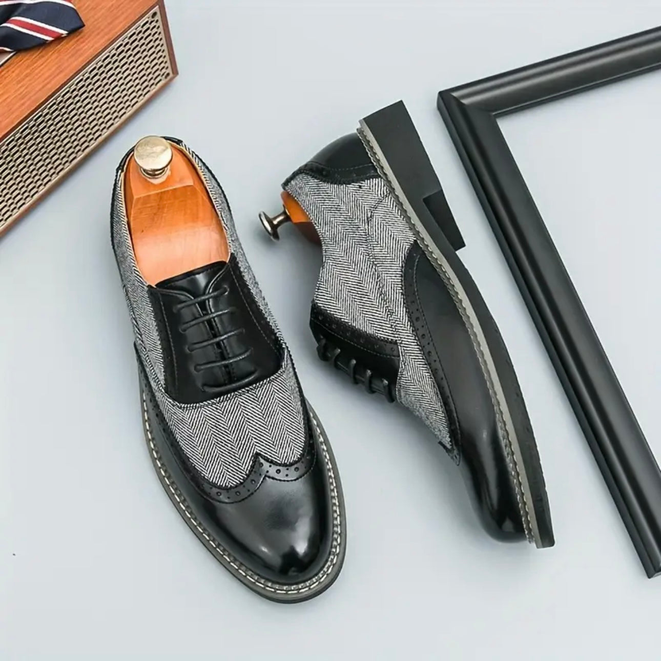 Cambridge Two-Tone Oxford