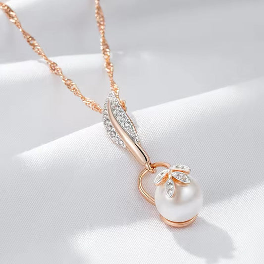 Verona-Beauty-Necklace
